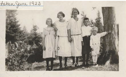 Johanna, Marie, Margaret, Bill, August